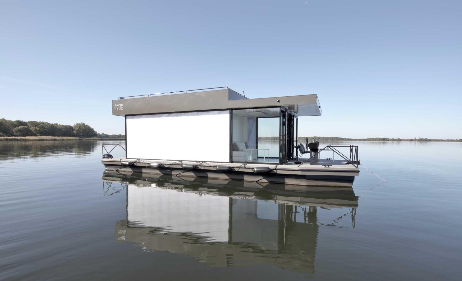 Haus & Boot Manufaktur Magdeburg Katamaran-Hausboot Loungeboat-S
